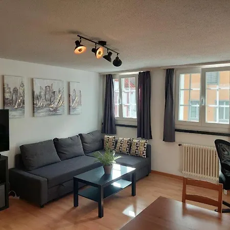 Global Citizen 5 アパート *